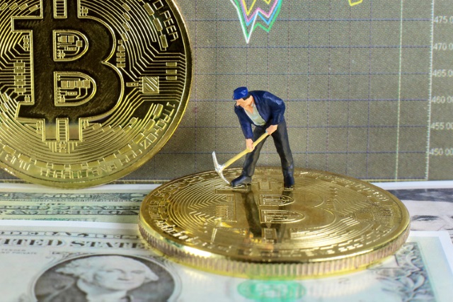 Sites atraem vítimas para ajudá-los na mineração de criptomoedas